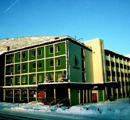 Hotel Jarl 4*